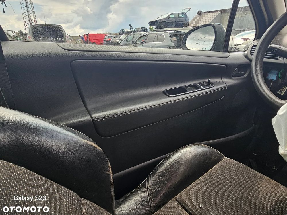 Fotel kierowcy pasażera kanapa pół-skóra skórzane boczek tapicerka Peugeot 207 2008r 3d hatchback EZQC - 7