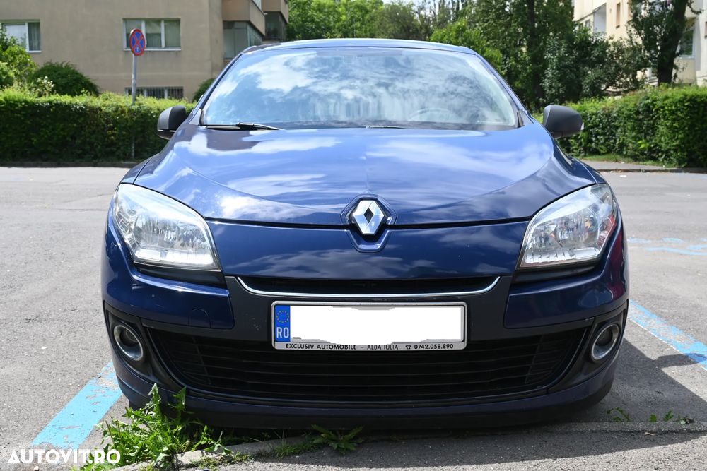 Renault Megane dCi 90 FAP Paris - 3