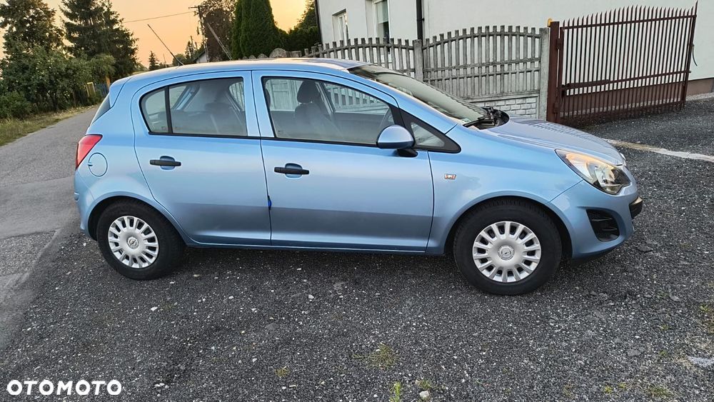 Opel Corsa - 1