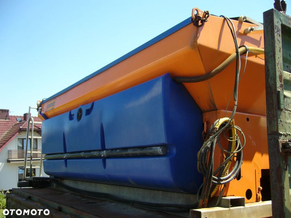 Aebi Schmidt stratos - 3