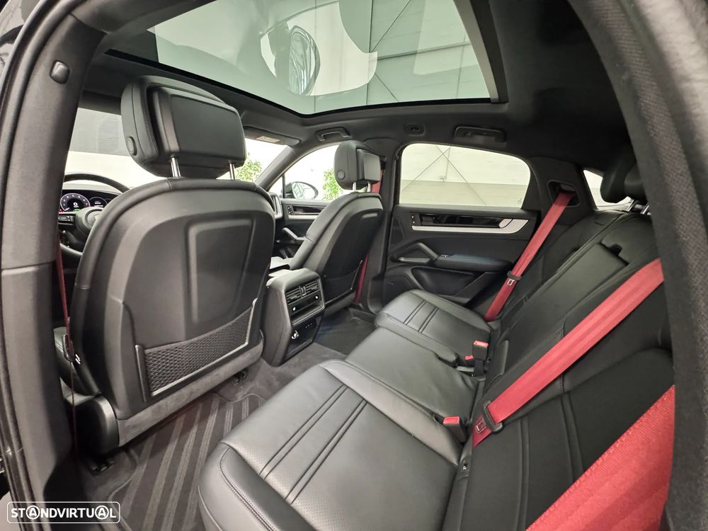 Porsche Cayenne Coupé S E-Hybrid Tiptronic S - 32