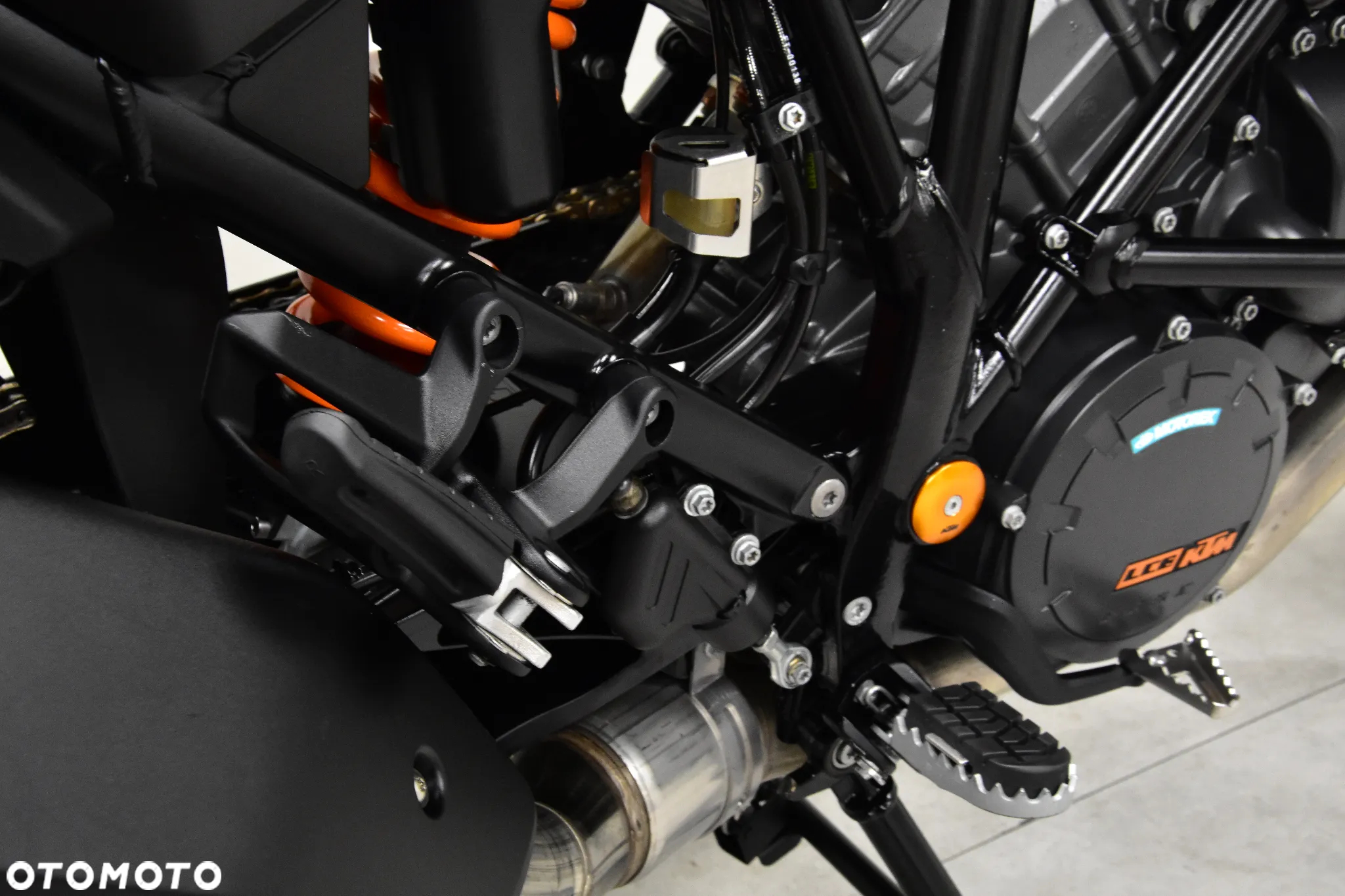 KTM Adventure - 20