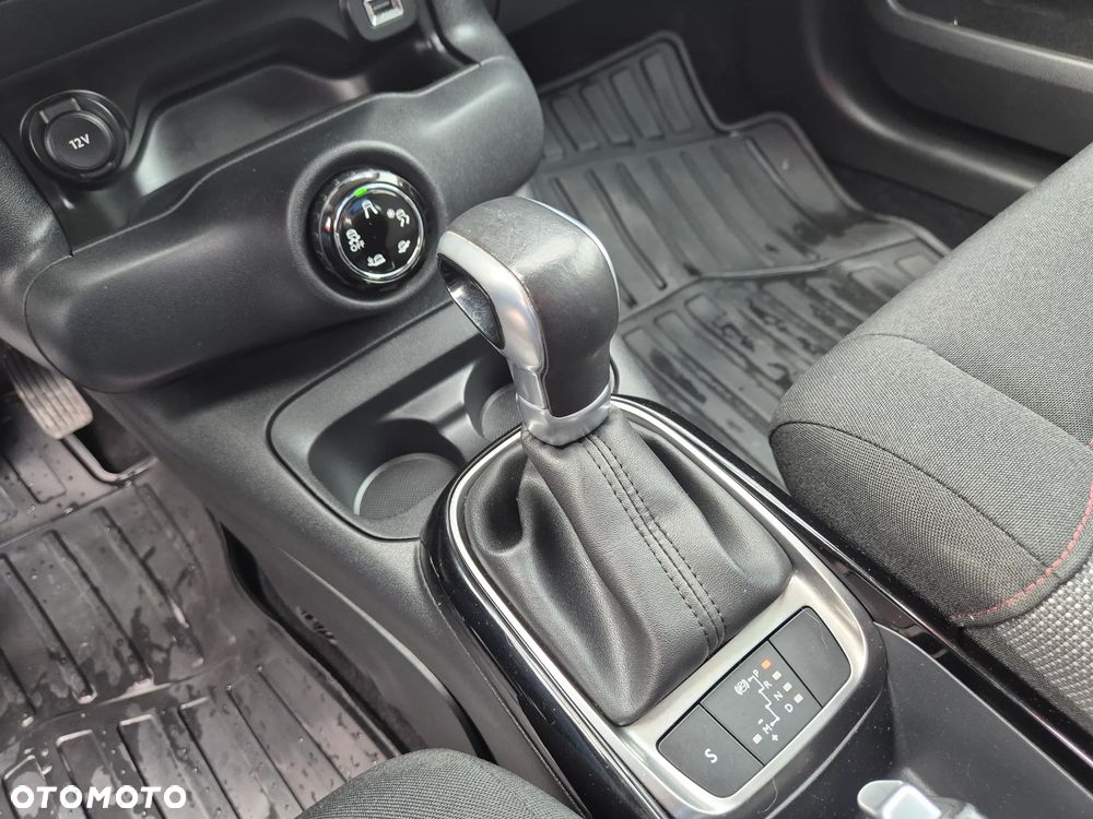 Citroën C4 Cactus 1.2 PureTech Feel S&S EAT6 - 38