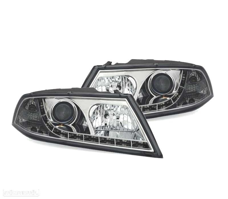 FARÓIS FRONTAIS SKODA OCTAVIA 05-08 LUZ DIURNA LED FUNDO CROMADO - 1