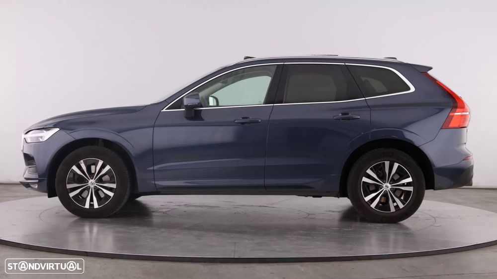 Volvo XC 60 2.0 B4 Momentum Plus - 7