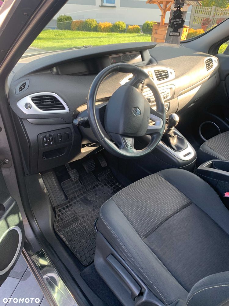 Renault Scenic - 5
