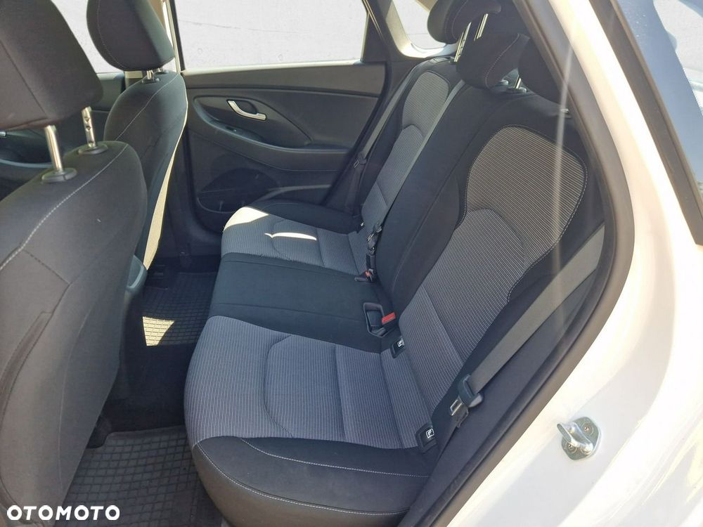 Hyundai i30 - 21