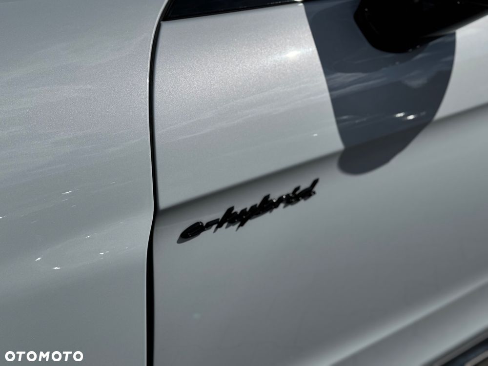 Porsche Panamera 4 E-Hybrid PHEV - 31
