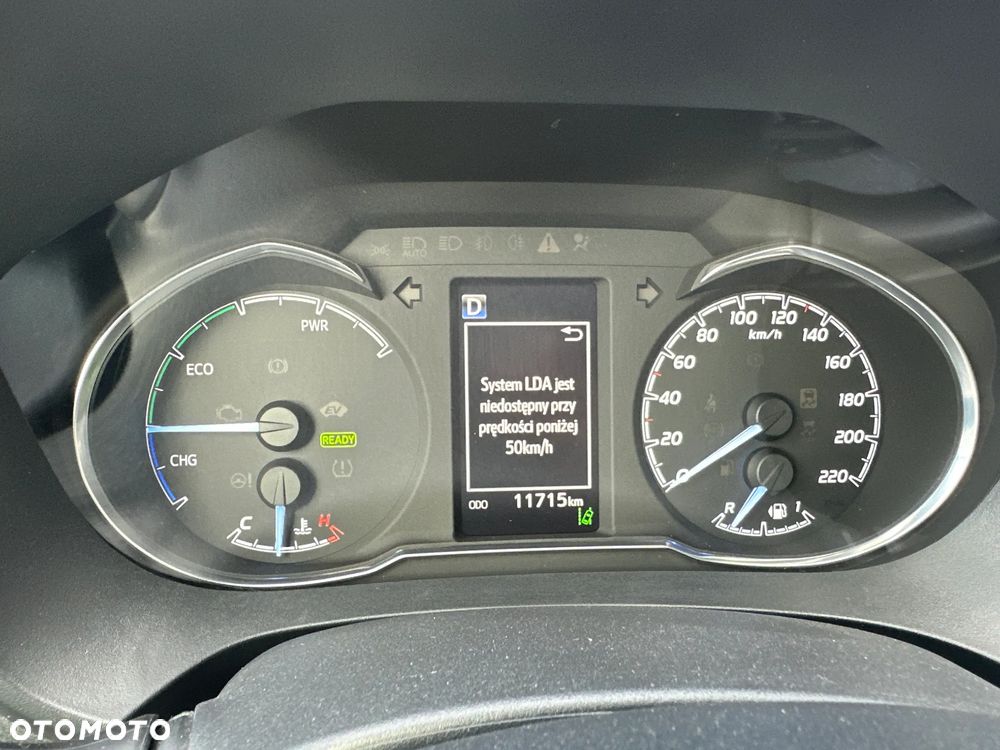 Toyota Yaris Hybrid 100 Business Edition - 35