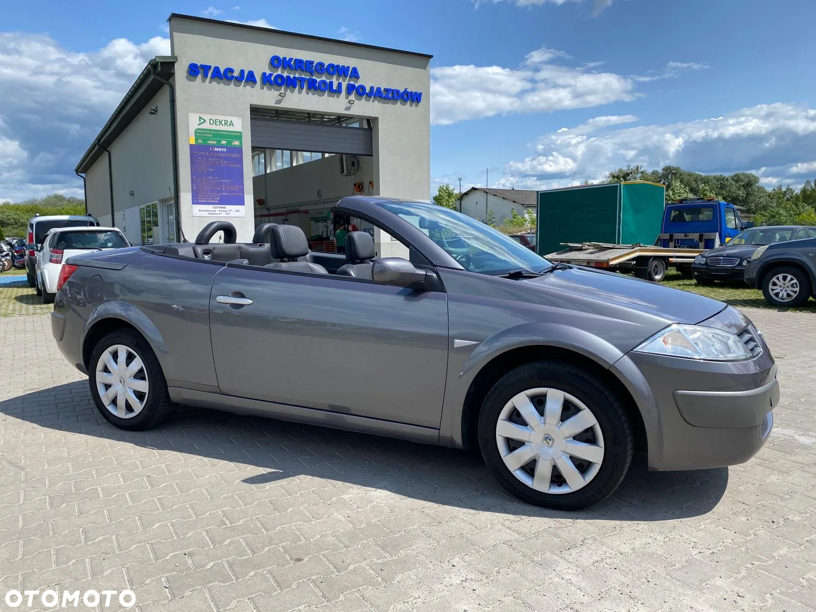 Renault Megane CC 2.0 16V Privilege - 10