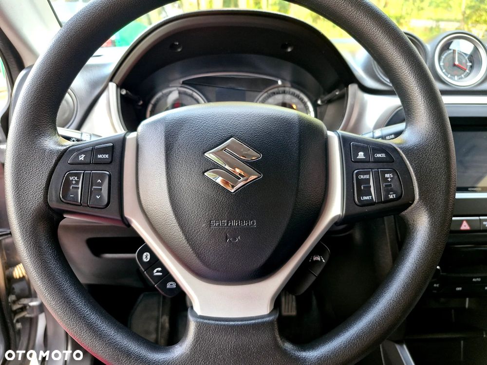 Suzuki Vitara - 16