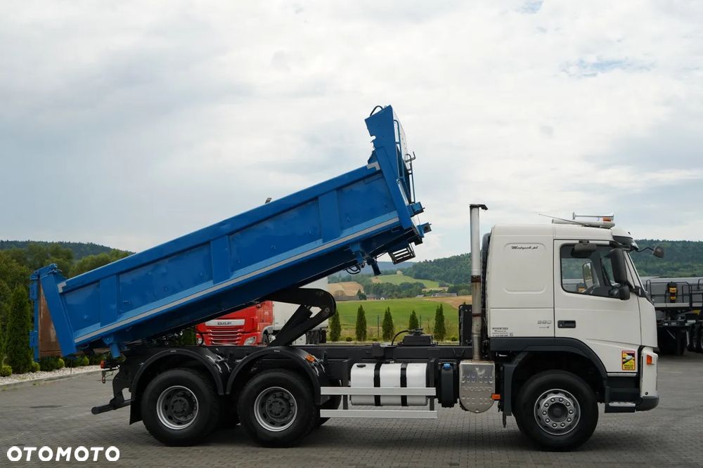 Volvo FM 360 / 6x4 / WYWROTKA DWUSTRONNA / HYDROBURTA / MANUAL / SPROWADZONY - 11