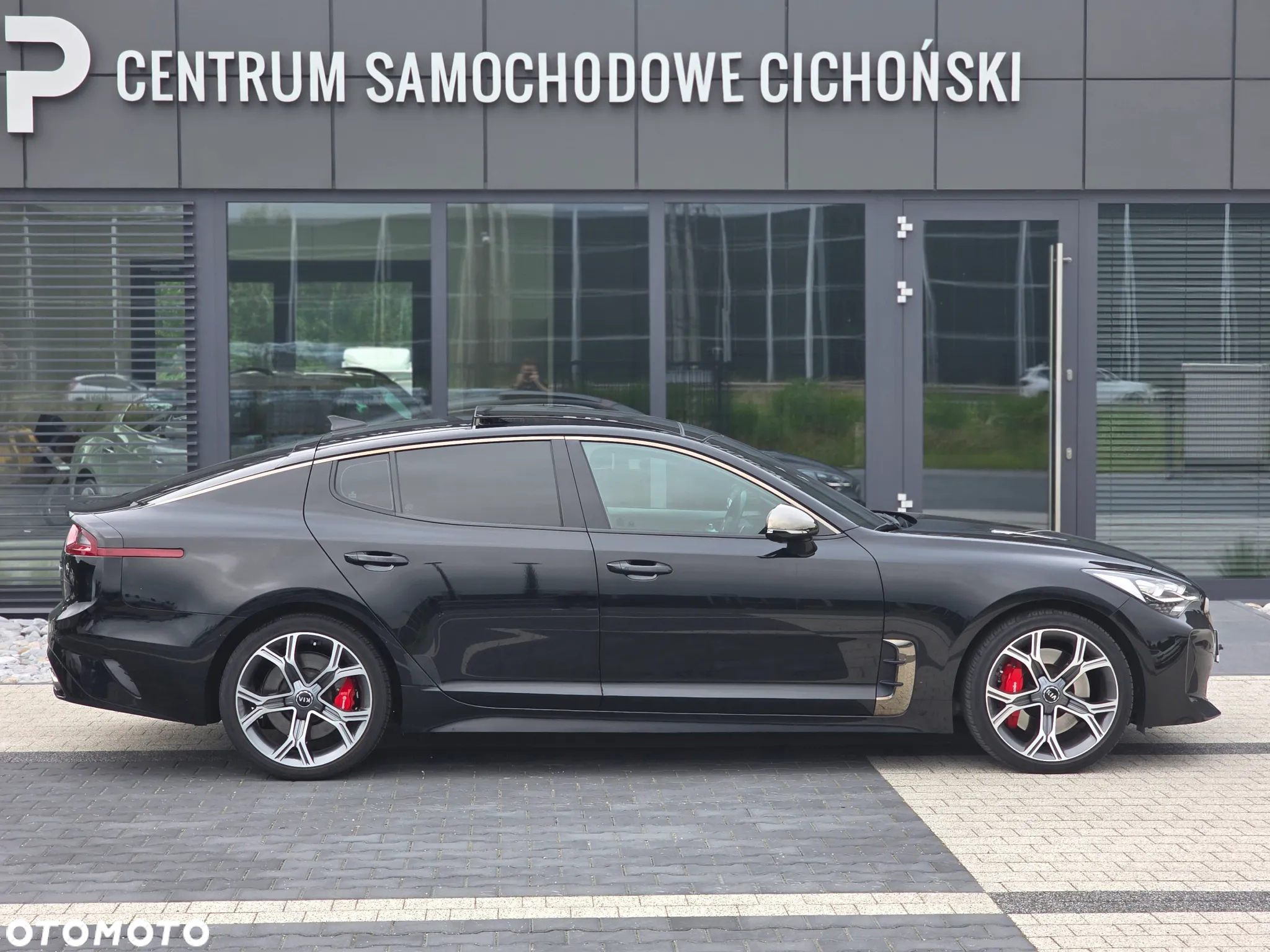 Kia Stinger 3.3 T-GDI V6 GT AWD - 25