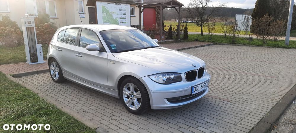 BMW Seria 1 118d DPF - 1