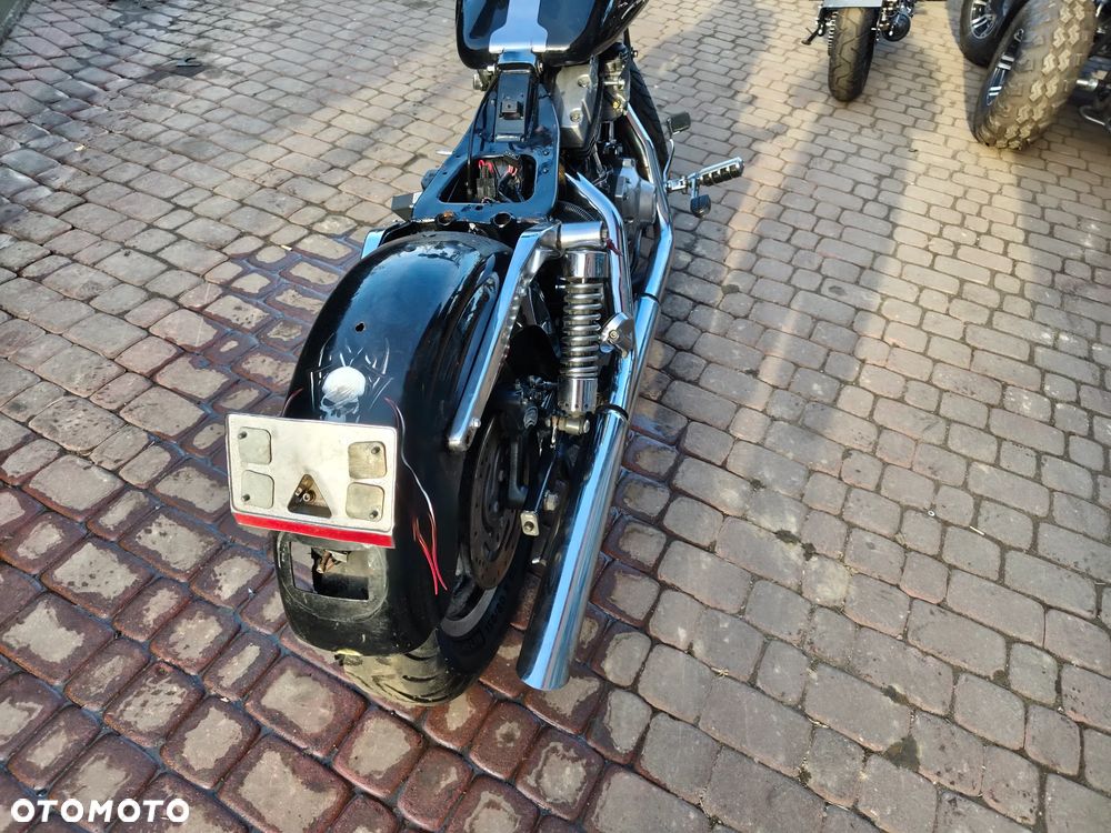 Harley-Davidson Dyna Super Glide - 40