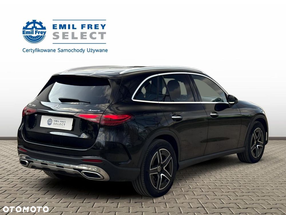 Mercedes-Benz GLC - 6