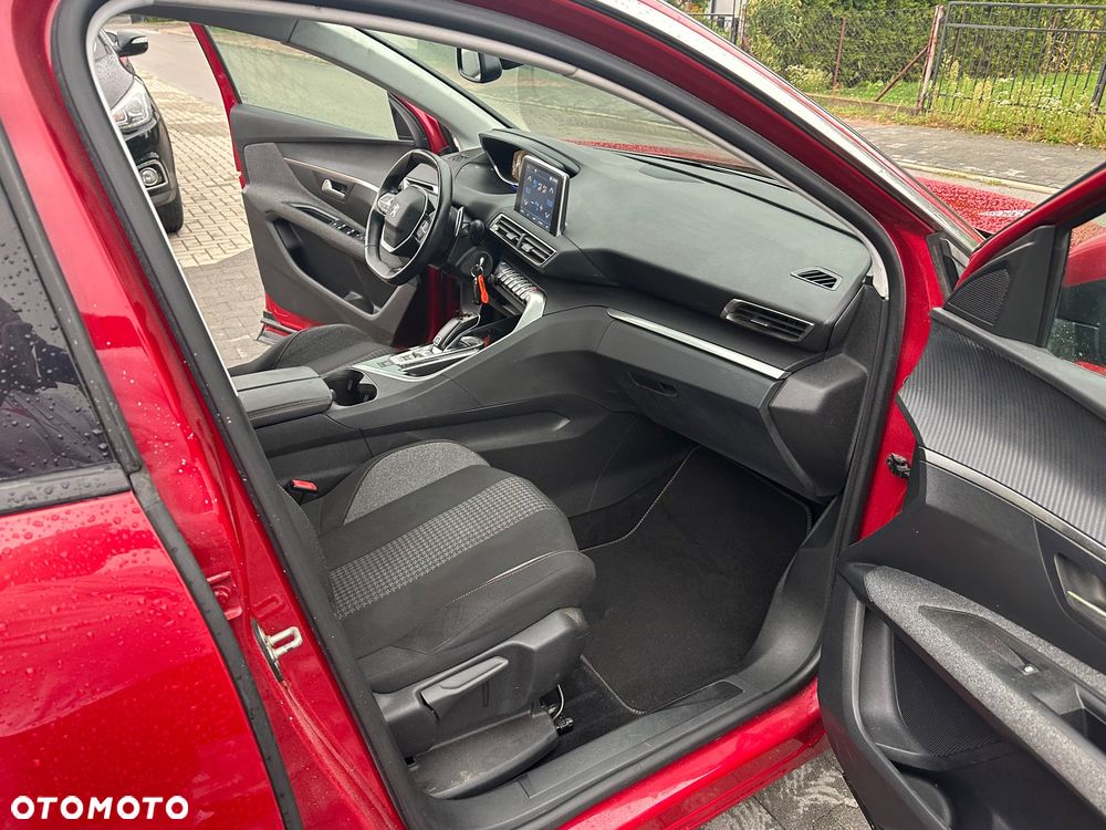 Peugeot 3008 PureTech 130 Stop & Start GPF EAT8 Allure Business-Paket - 13