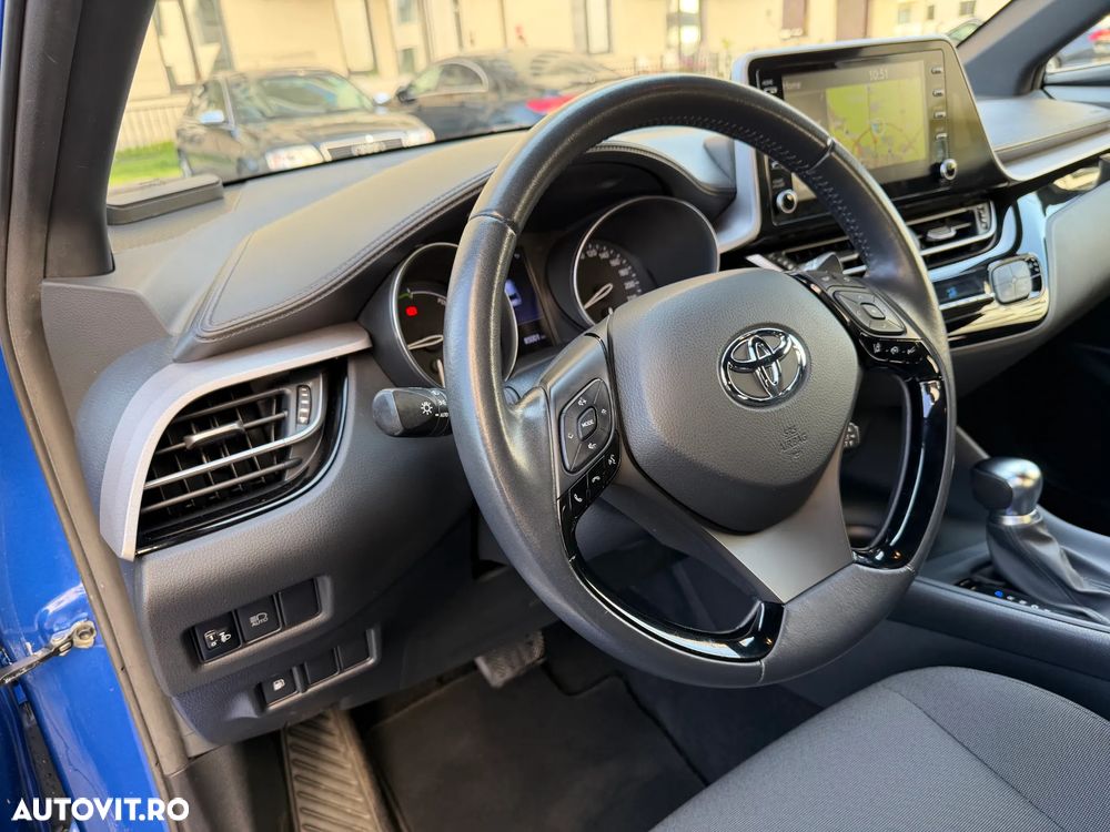 Toyota C-HR Business-Edition - 12