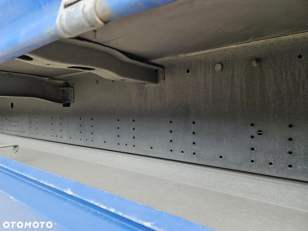 Schmitz Cargobull - 23