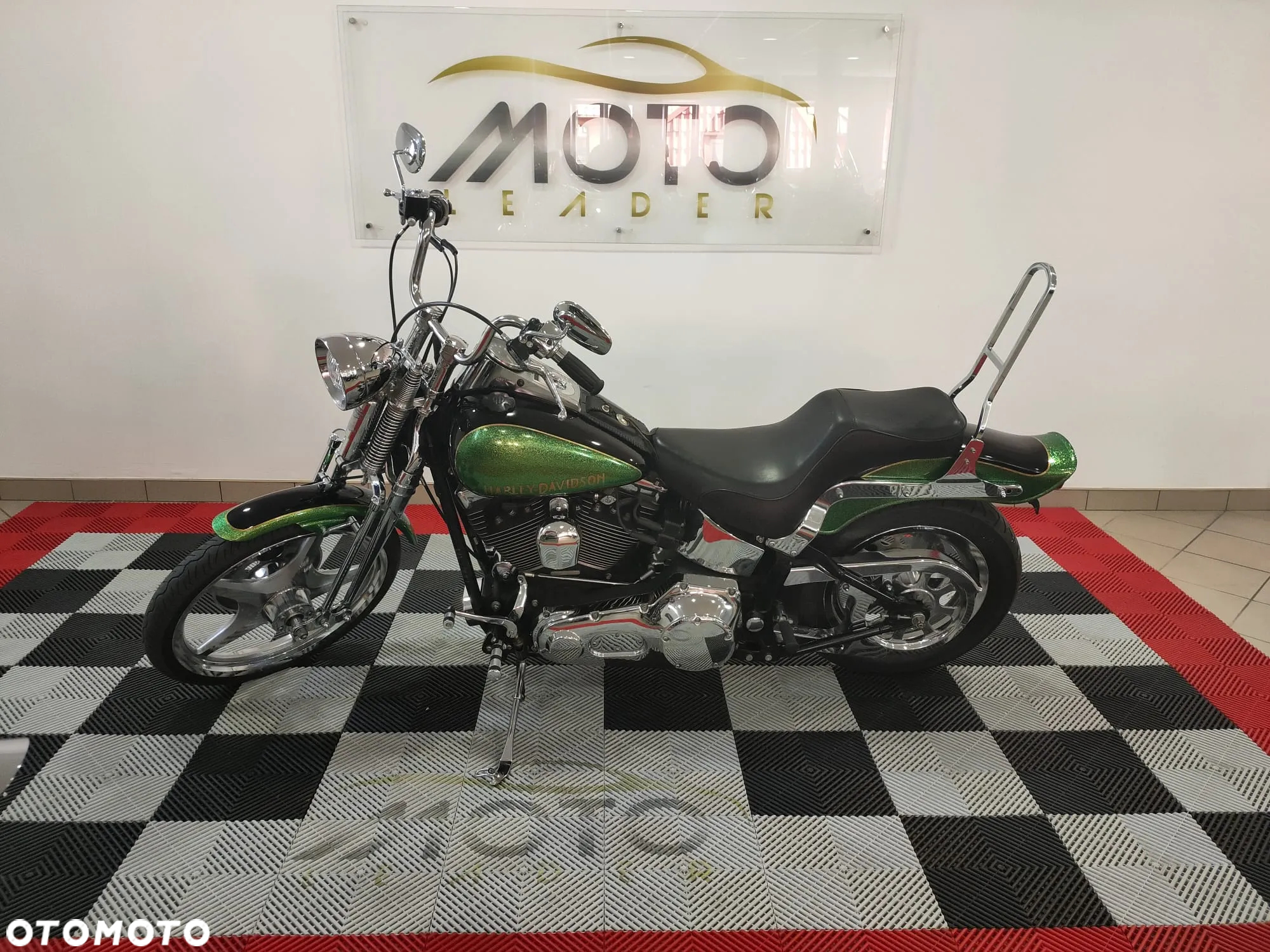 Harley-Davidson Softail Springer Classic - 18