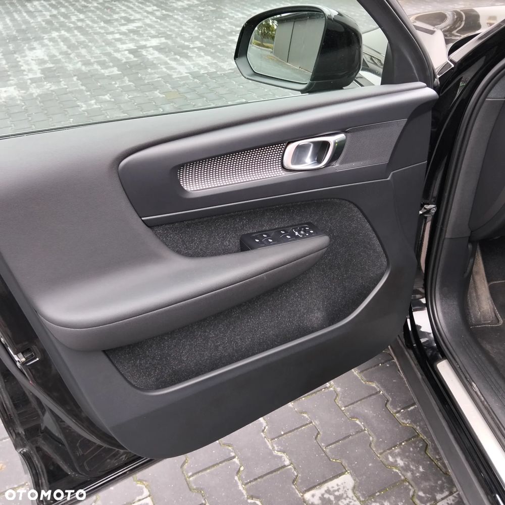 Volvo XC 40 D3 AWD R-Design - 5