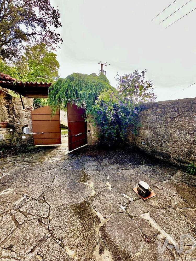 Casa / Villa T2 em Subportela, Deocriste e Portela Susã de 168 m2 - Grande imagem: 4/22