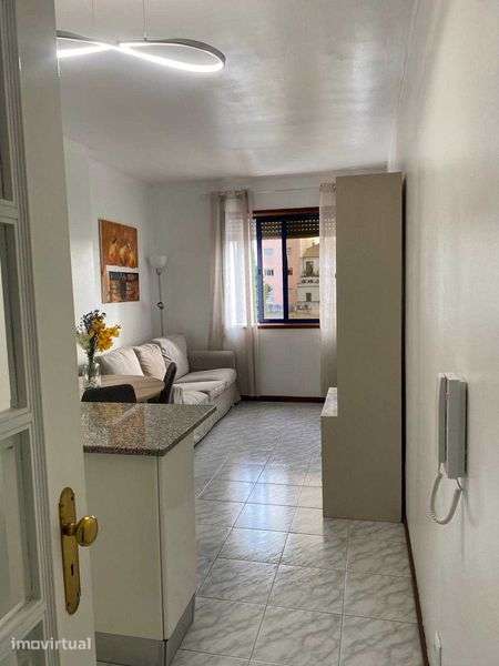 Venda de T1 Rua da Boavista Porto - Grande imagem: 2/8