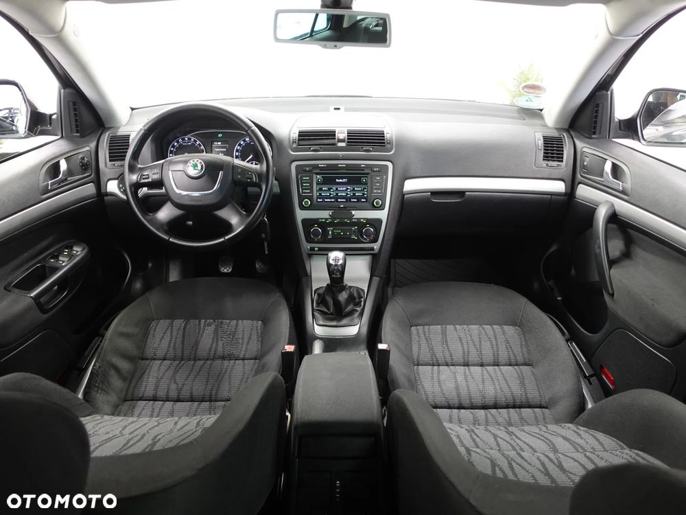 Skoda Octavia 1.6 TDI Ambiente - 27