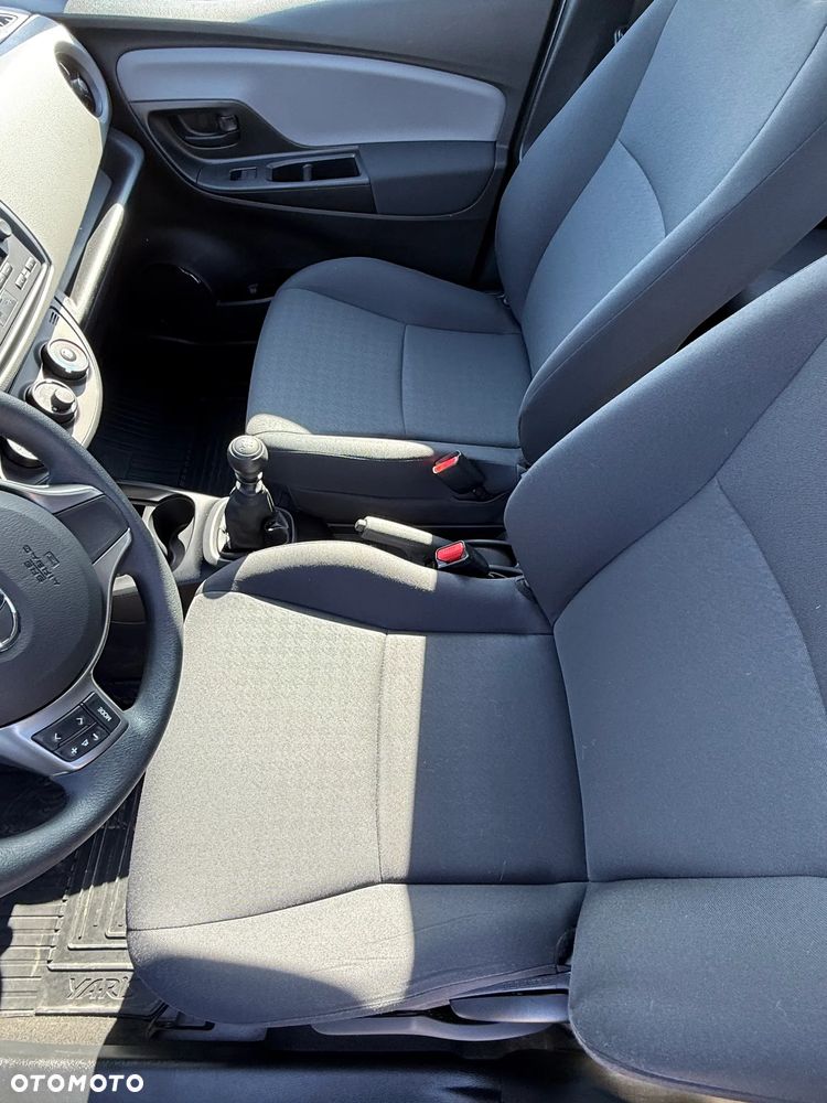 Toyota Yaris 1.5 Active - 25