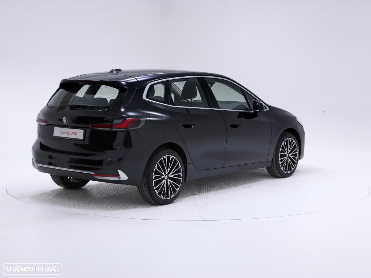 BMW 218 Active Tourer i Aut. Luxury Line - 3