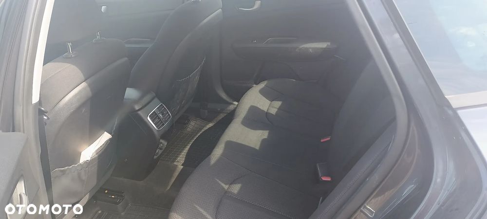 Kia Optima 1.7 CRDI M - 10