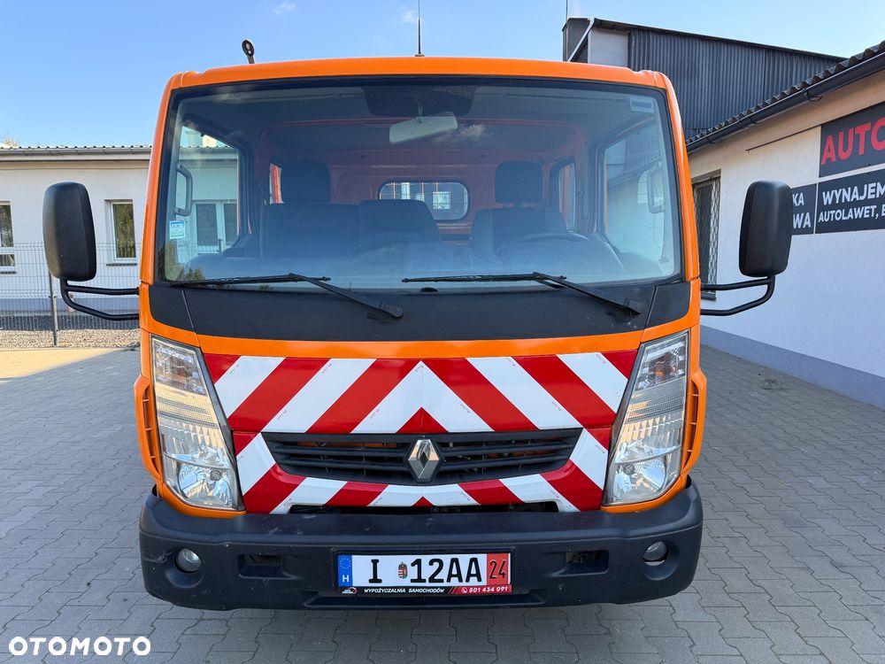 Renault Maxity - 2