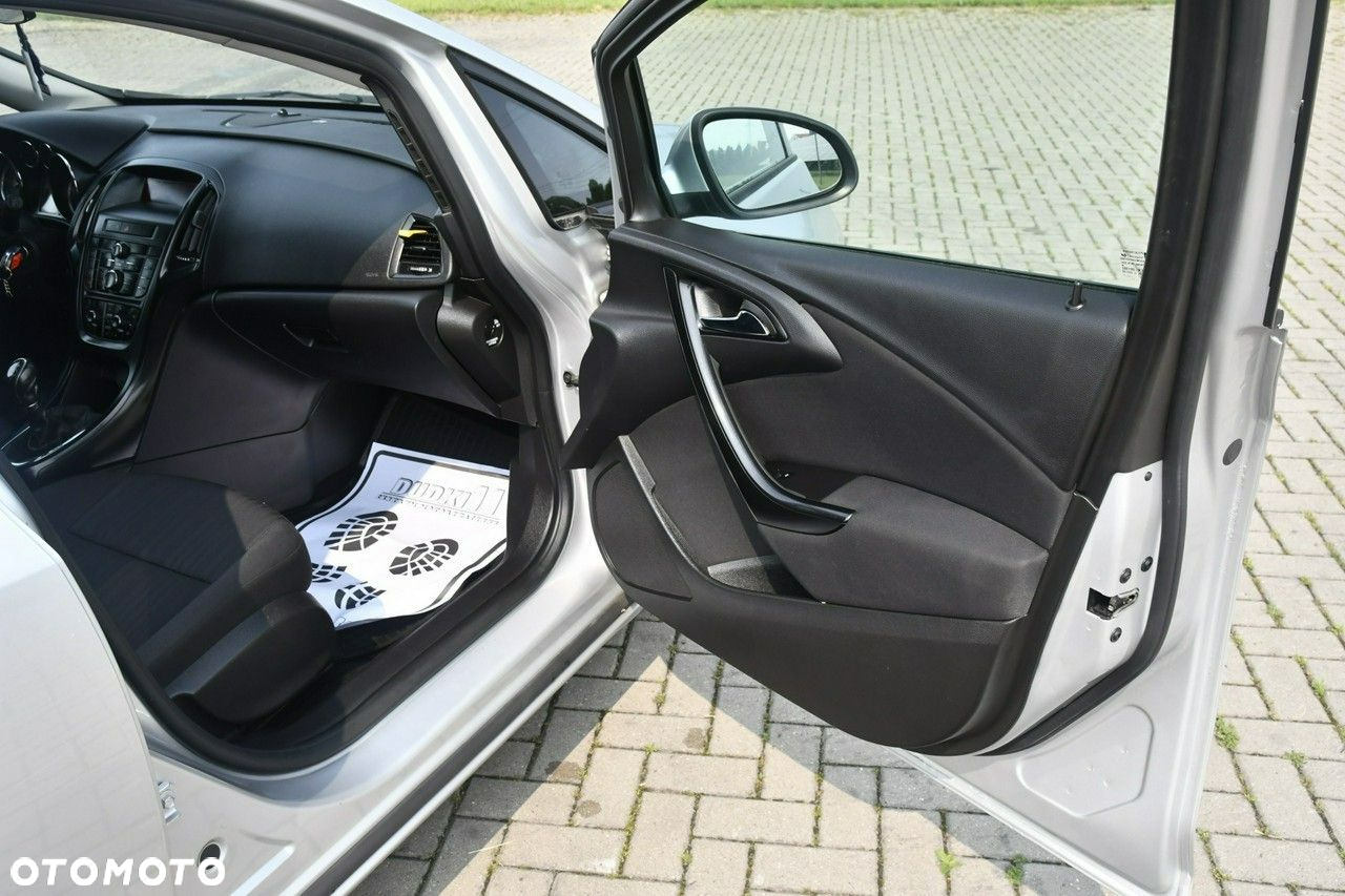 Opel Astra - 24