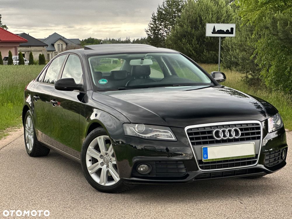Audi A4 Limousine - 12