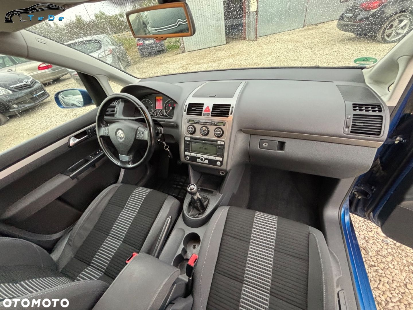 Volkswagen Touran 1.4 TSI Conceptline - 29