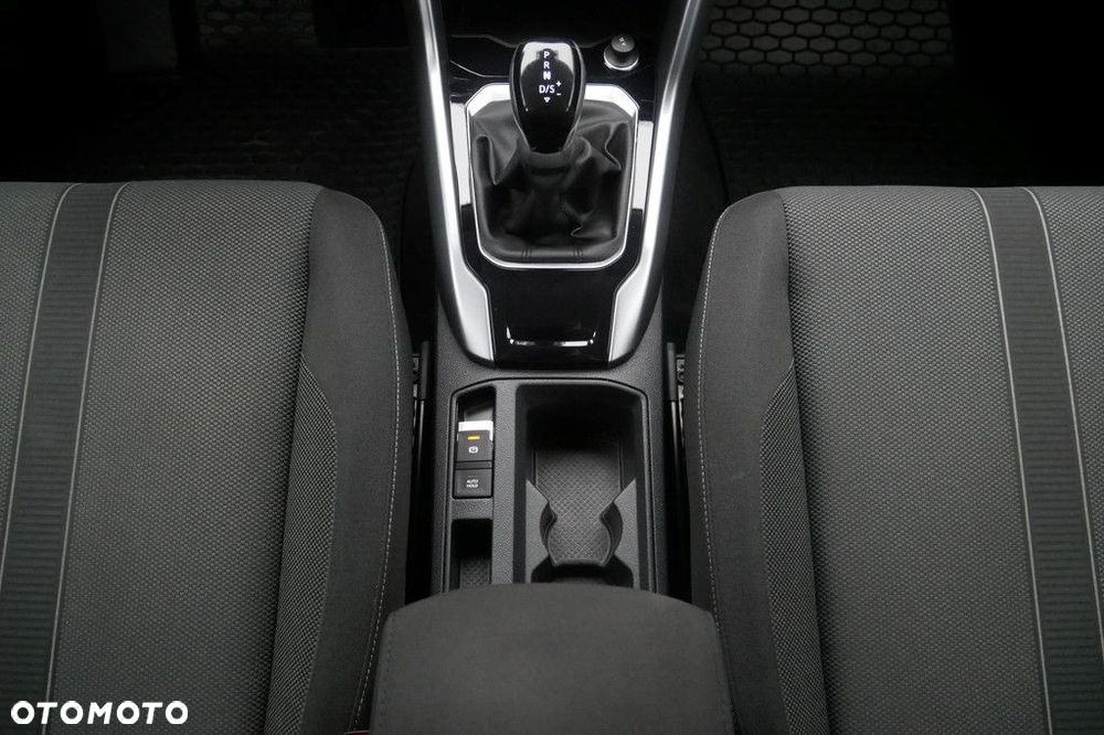 Volkswagen T-Roc 1.5 TSI Life DSG - 11