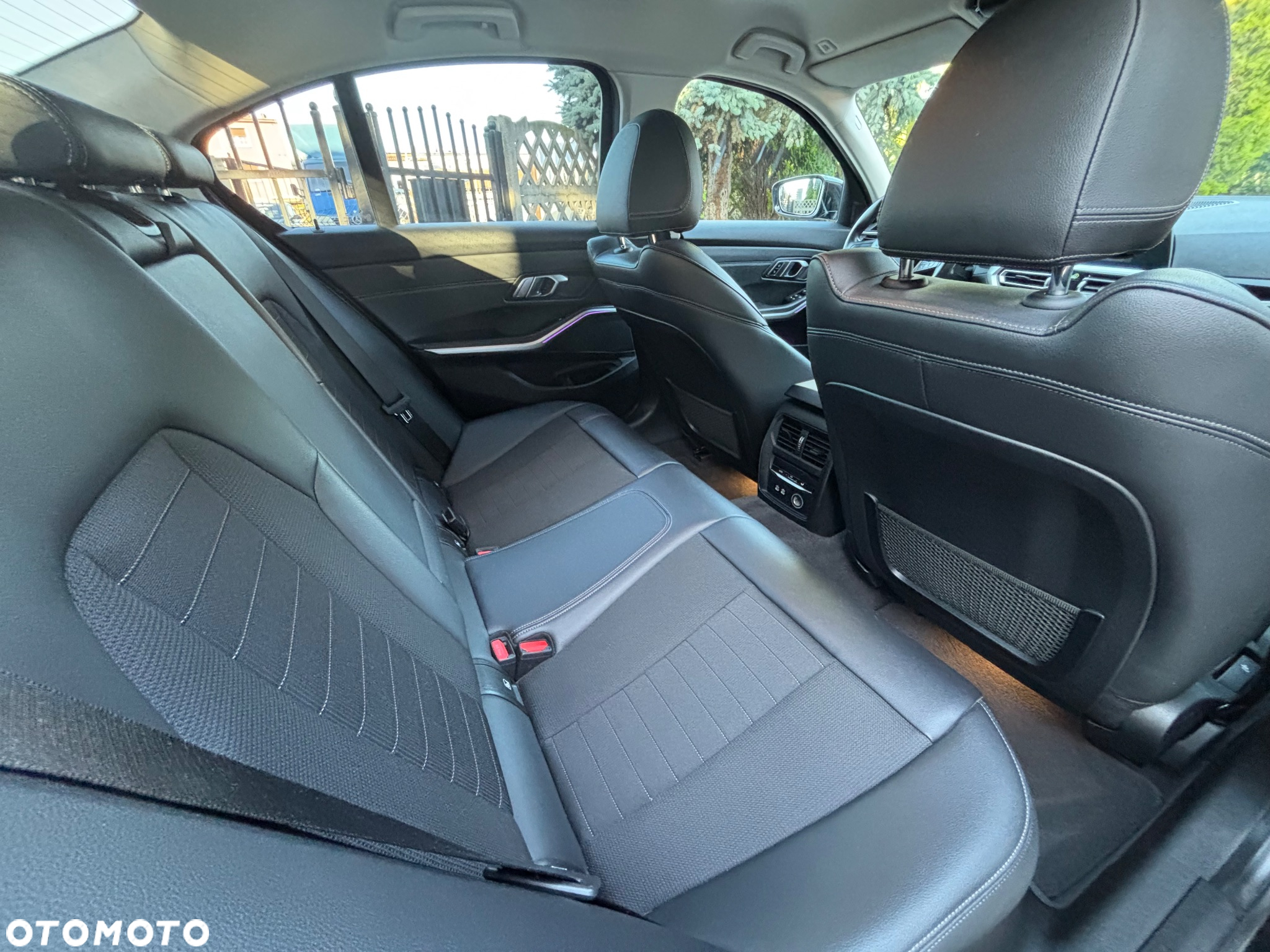 BMW Seria 3 318d Sport Line - 18