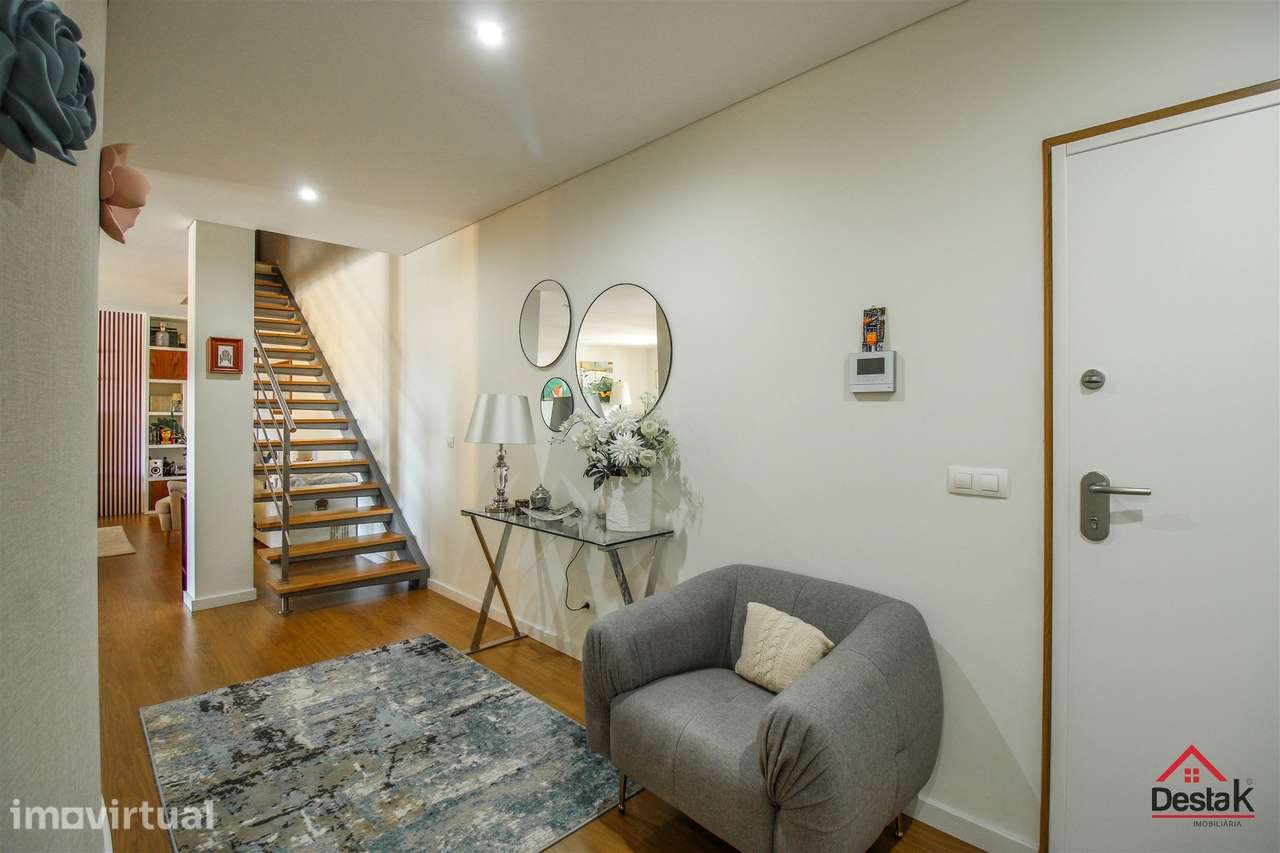 T3 Duplex Exclusivo no Centro de Viseu | Vista Deslumbrante para a Sé - Grande imagem: 2/46