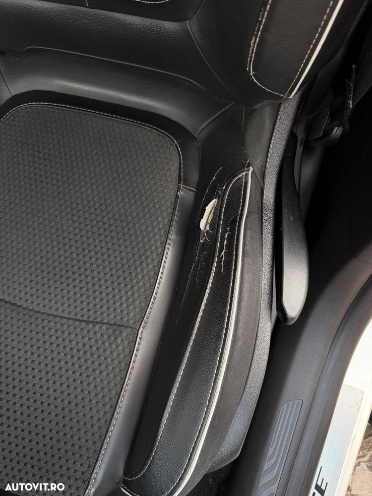 Renault Megane ENERGY dCi 130 BOSE EDITION - 17