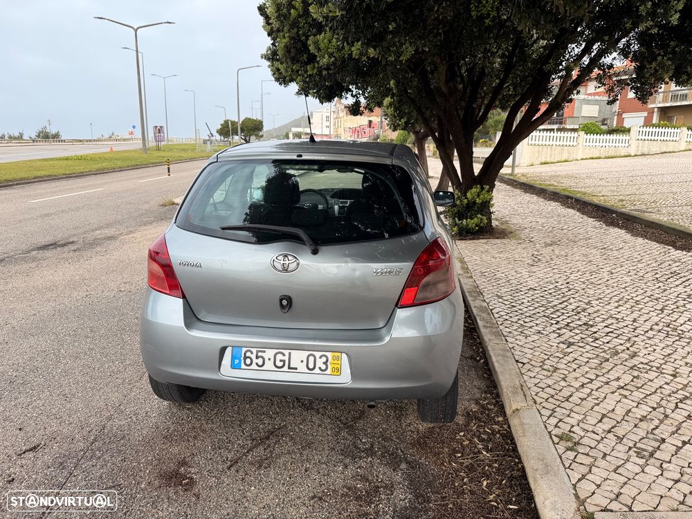 Toyota Yaris 1.0 VVT-i Sol High Pack VSC+TRC - 18