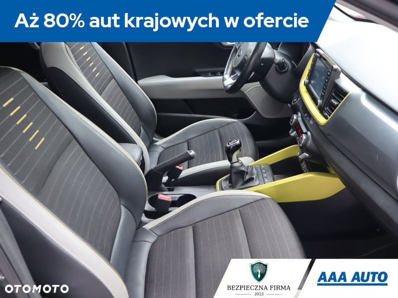 Kia Stonic - 10