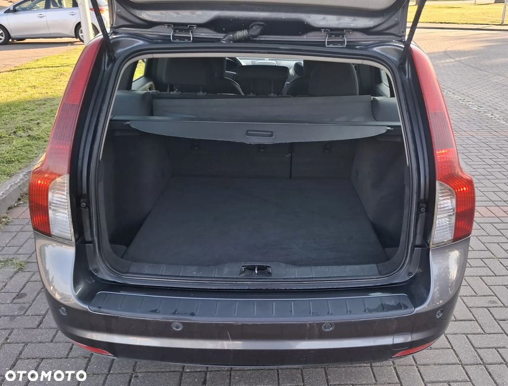 Volvo V50 D2 Momentum Start-Stop - 11