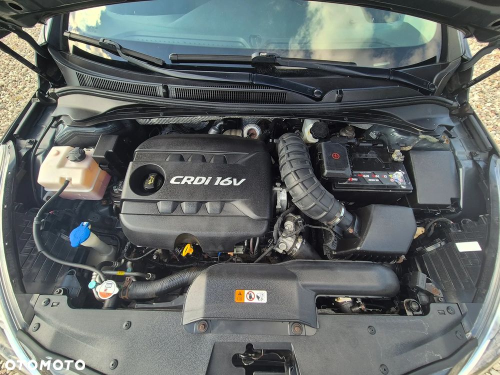 Hyundai i40 Kombi blue 1.7 CRDi Family - 39
