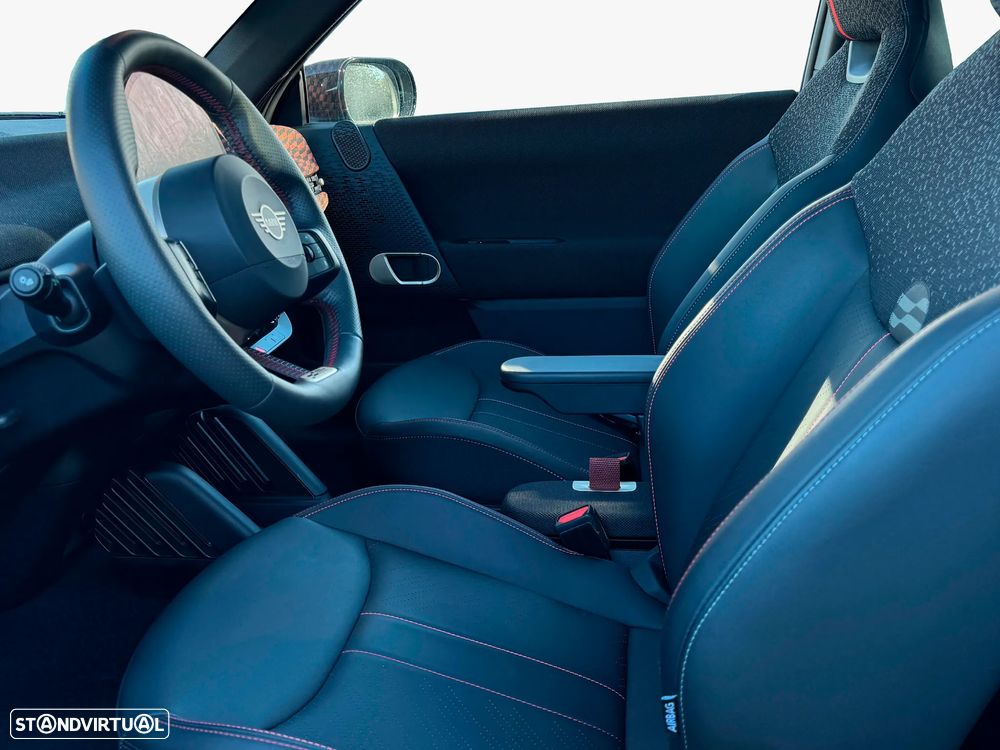 MINI 3 Portas Cooper SE JCW M - 7