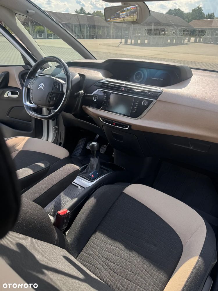 Citroën C4 Picasso - 8