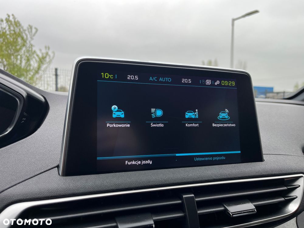 Peugeot 3008 1.6 PureTech Hybrid4 PHEV GT Pack S&S EAT8 - 28