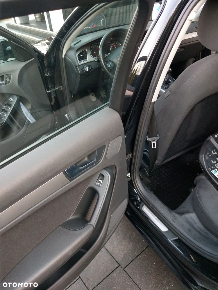 Audi A4 Avant 2.0 TDI DPF quattro Attraction - 14