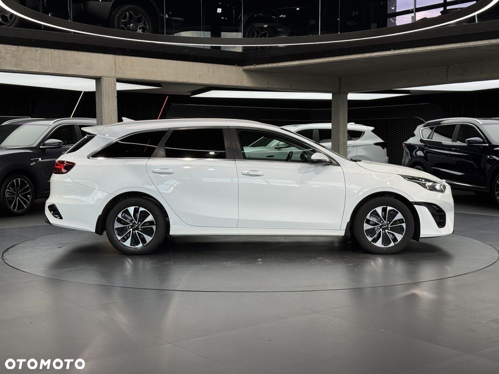 Kia Ceed 1.6 GDI PHEV L DCT - 7