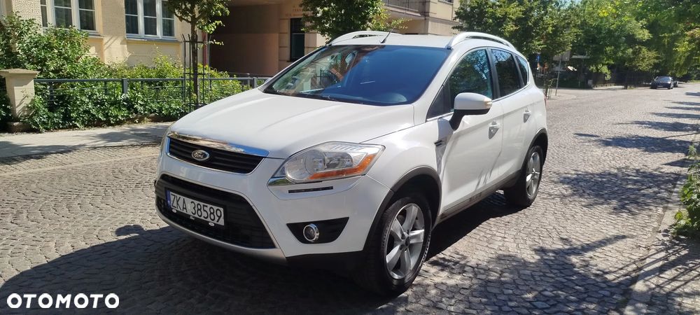 Ford Kuga - 1