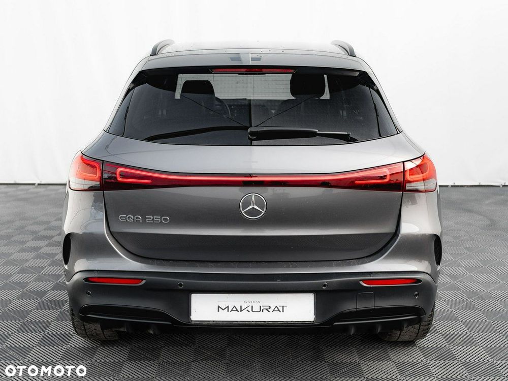 Mercedes-Benz EQA 250 66.5kWh AMG Line - 11